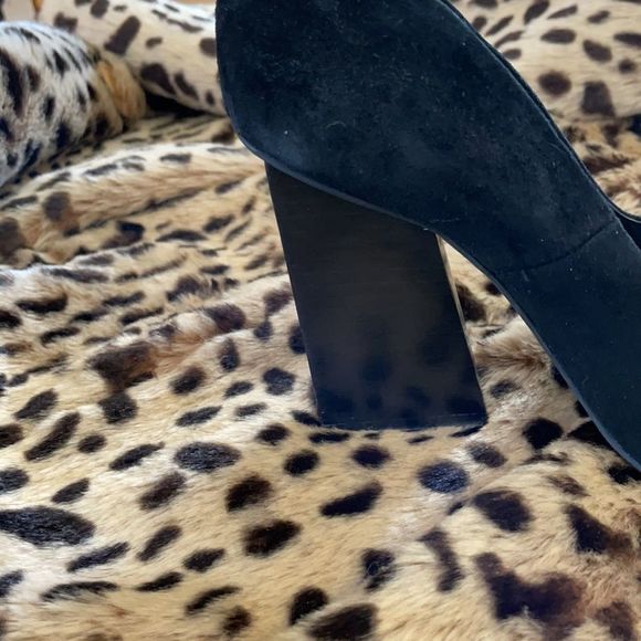 Jeffrey Campbell Geometric suede Heels, Black - Picture 4 of 7